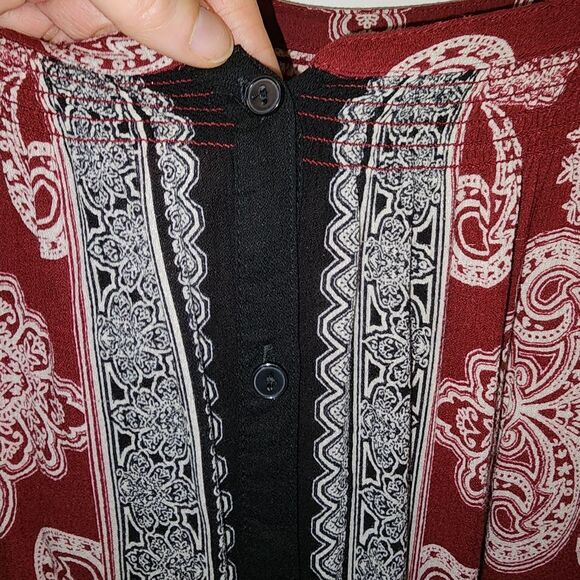 Lucky Brand Womens M Burgundy BOHO Paisley Print Chiffon Blouse Top Hippie Flowy - Picture 3 of 16